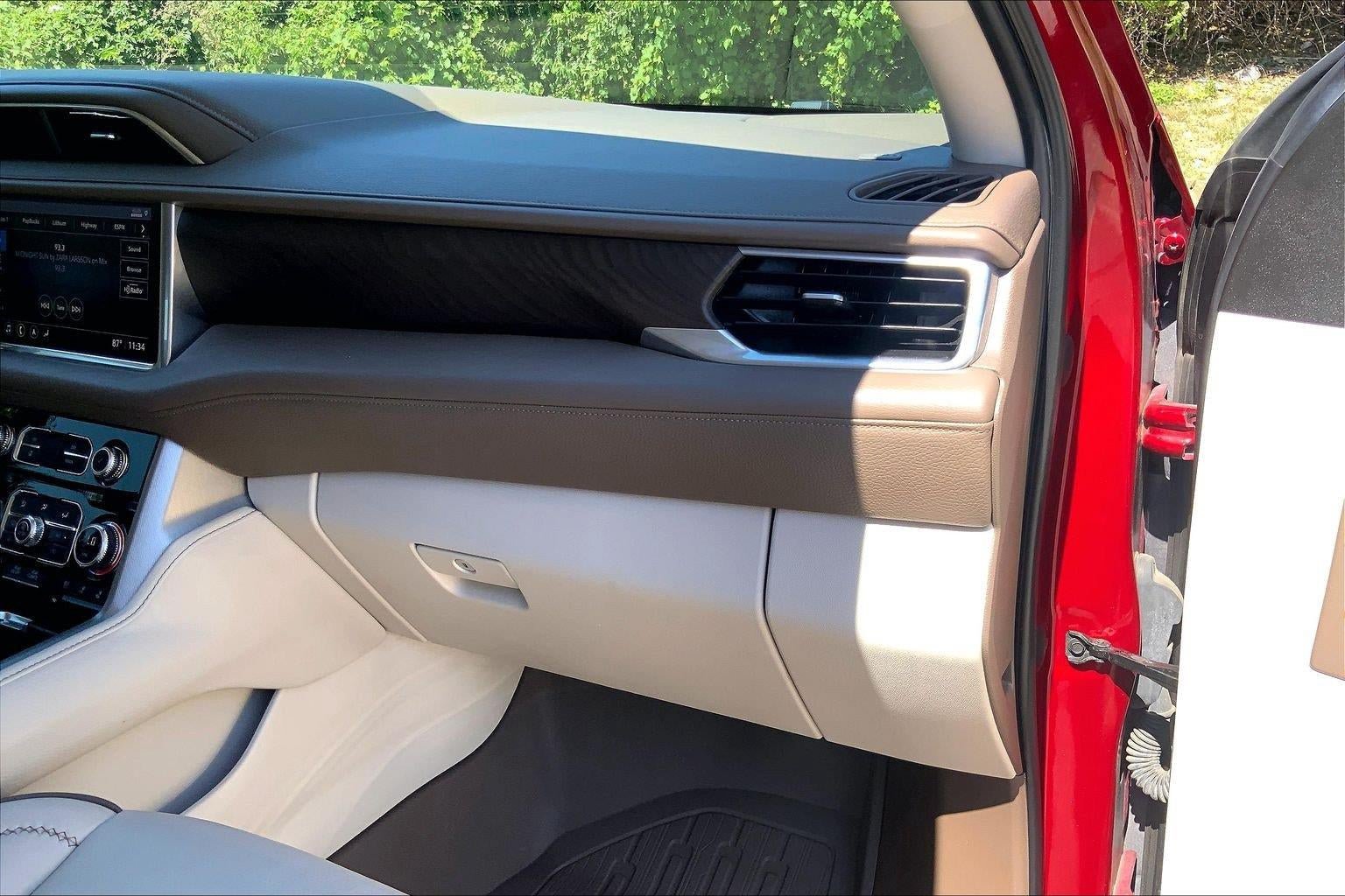 Used 2021 GMC Yukon Denali AWD/4WD image 17