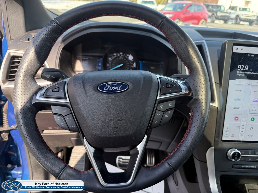 Used 2023 Ford Edge ST-Line w/ Cargo Accessory Package image 17