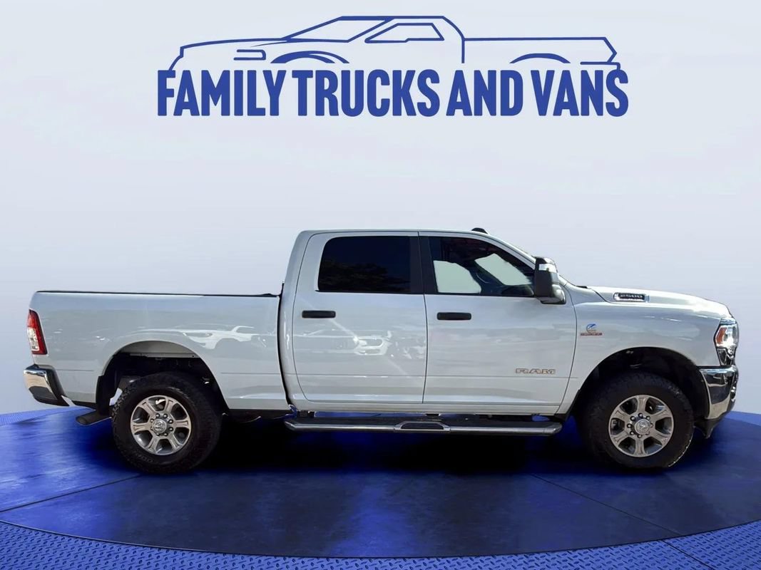 Used 2024 RAM 2500 Big Horn w/ Off Road Package AWD/4WD image 6