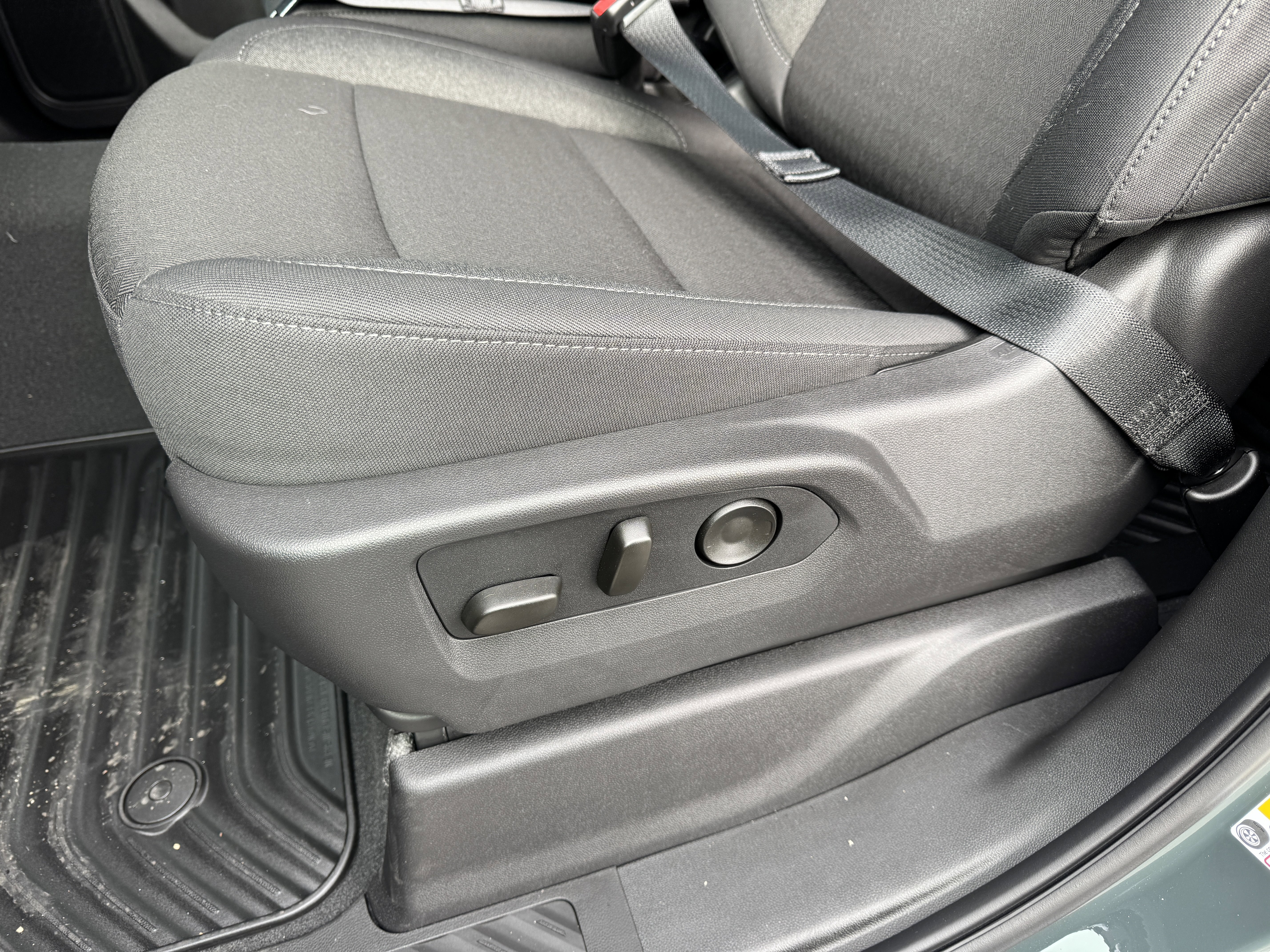 New 2026 Chevrolet Silverado 1500 Custom Trail Boss w/ Turbomax Blackout Package AWD/4WD image 14