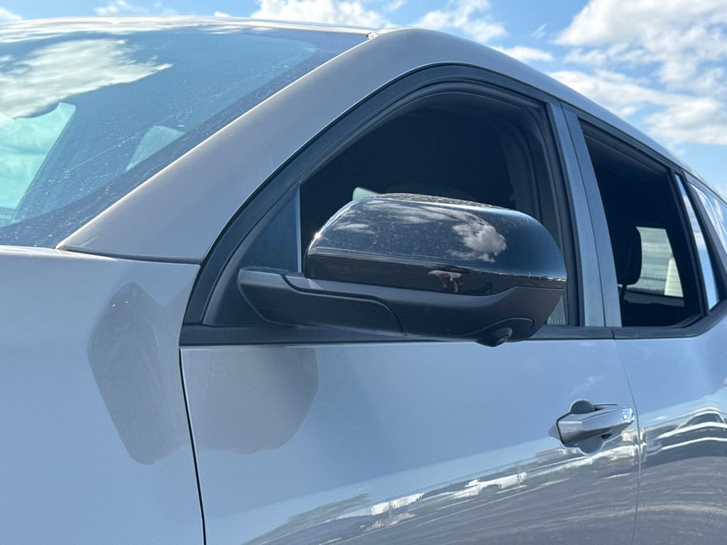New 2027 GMC Terrain Elevation w/ Technology Package II AWD/4WD image 13