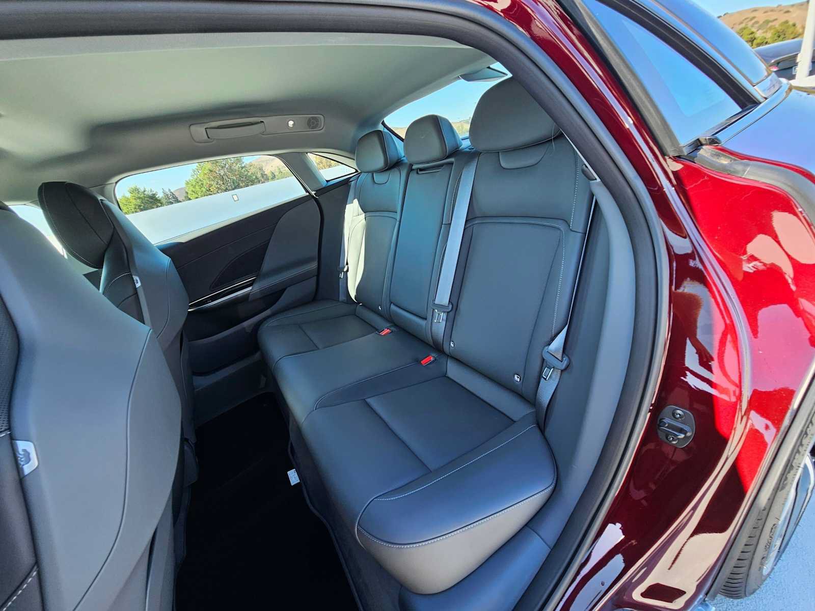 Used 2025 Lucid Air Touring AWD/4WD image 17