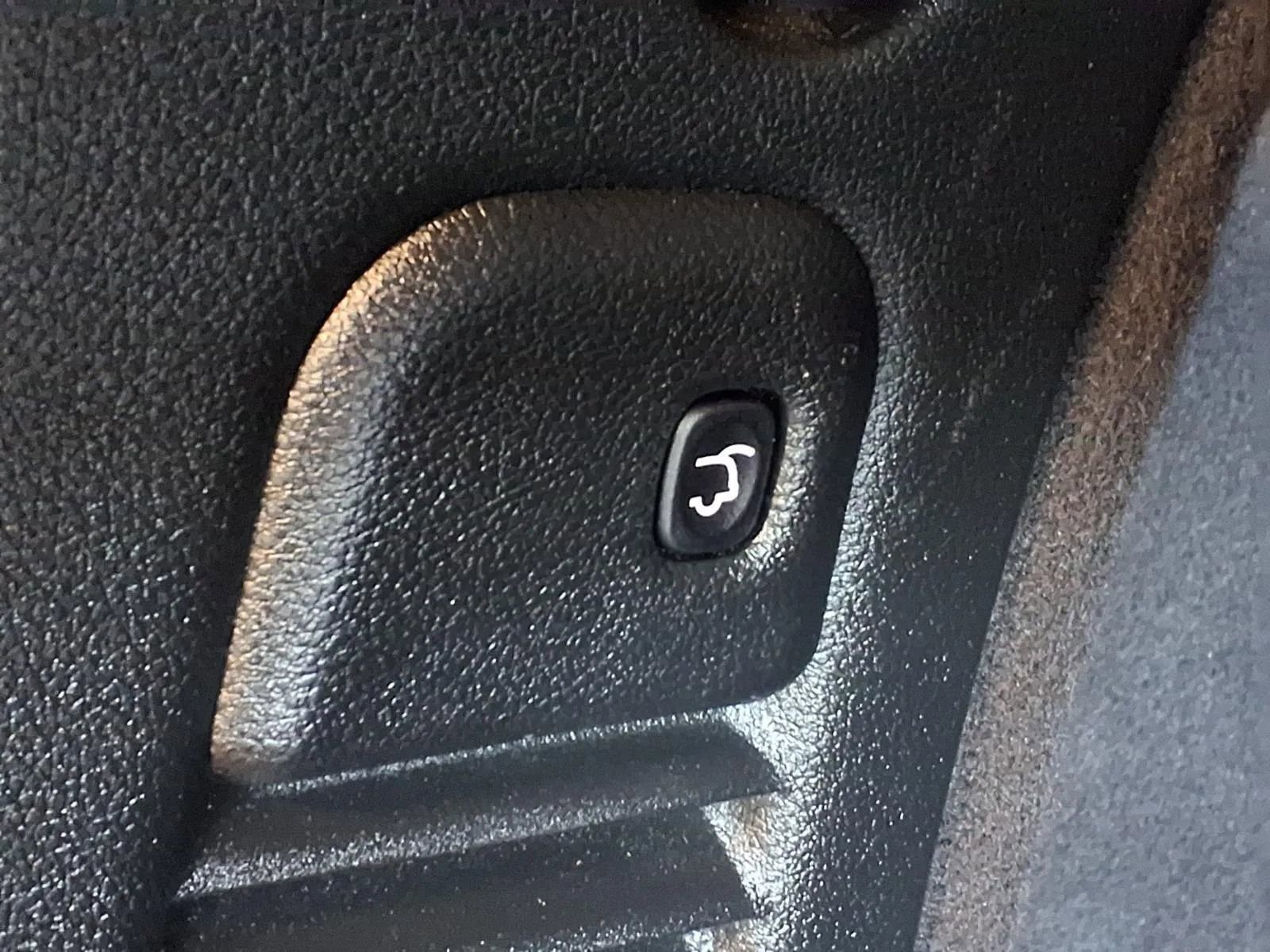 Used 2020 Dodge Durango GT image 7