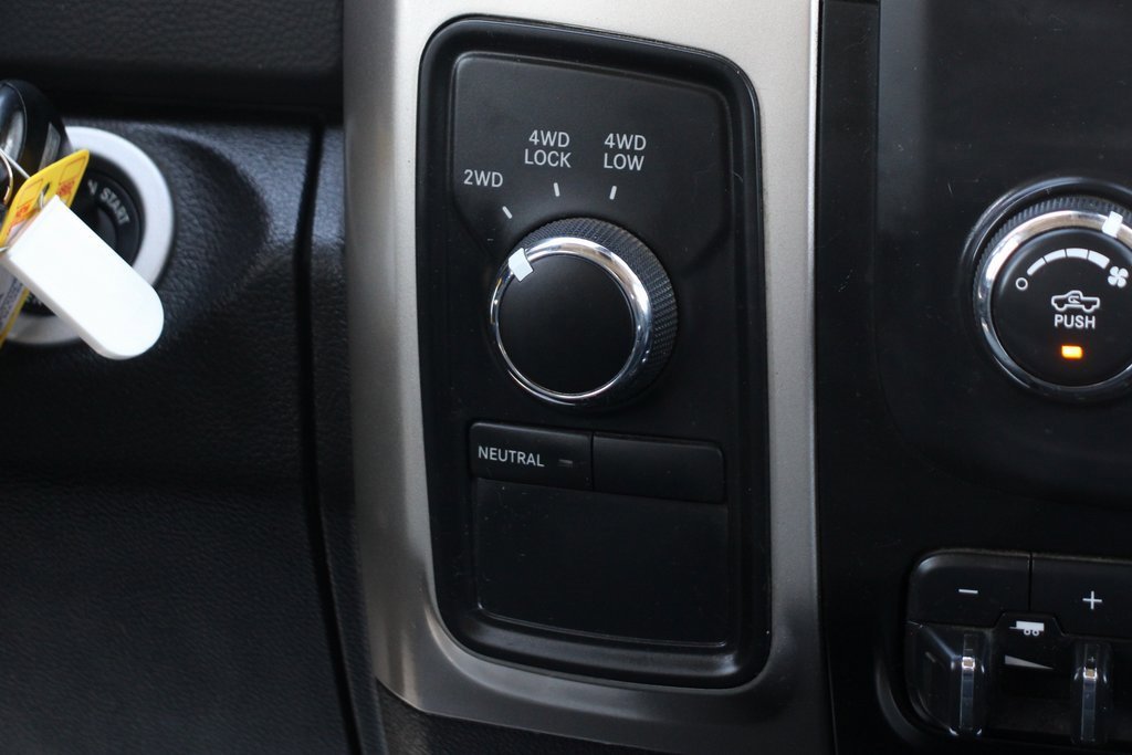 Used 2017 RAM 2500 SLT image 28