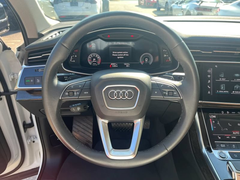 Used 2023 Audi Q7 2.0T Premium w/ Convenience Package AWD/4WD image 21
