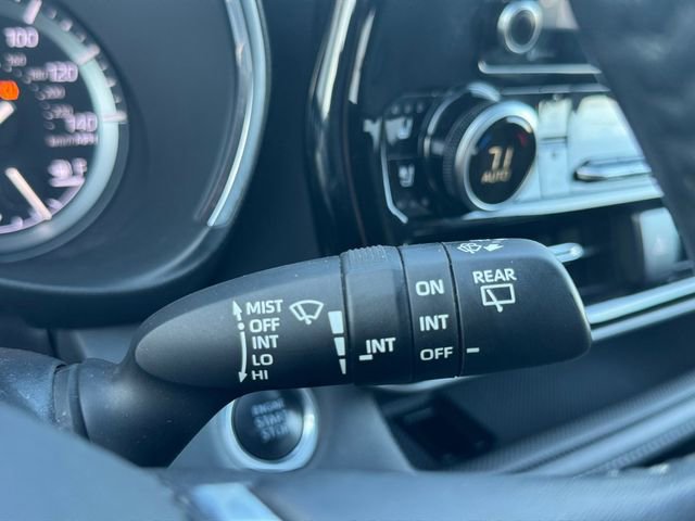 Used 2021 Toyota Highlander Limited image 26