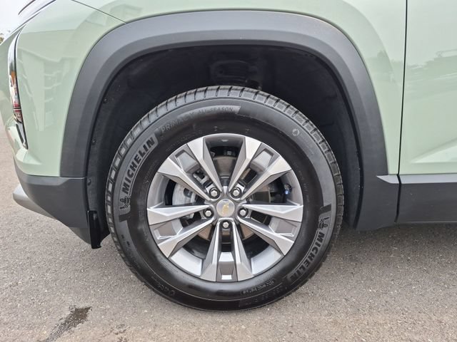 Used 2025 Chevrolet Equinox LT w/ Safety and Technology Package AWD/4WD image 35