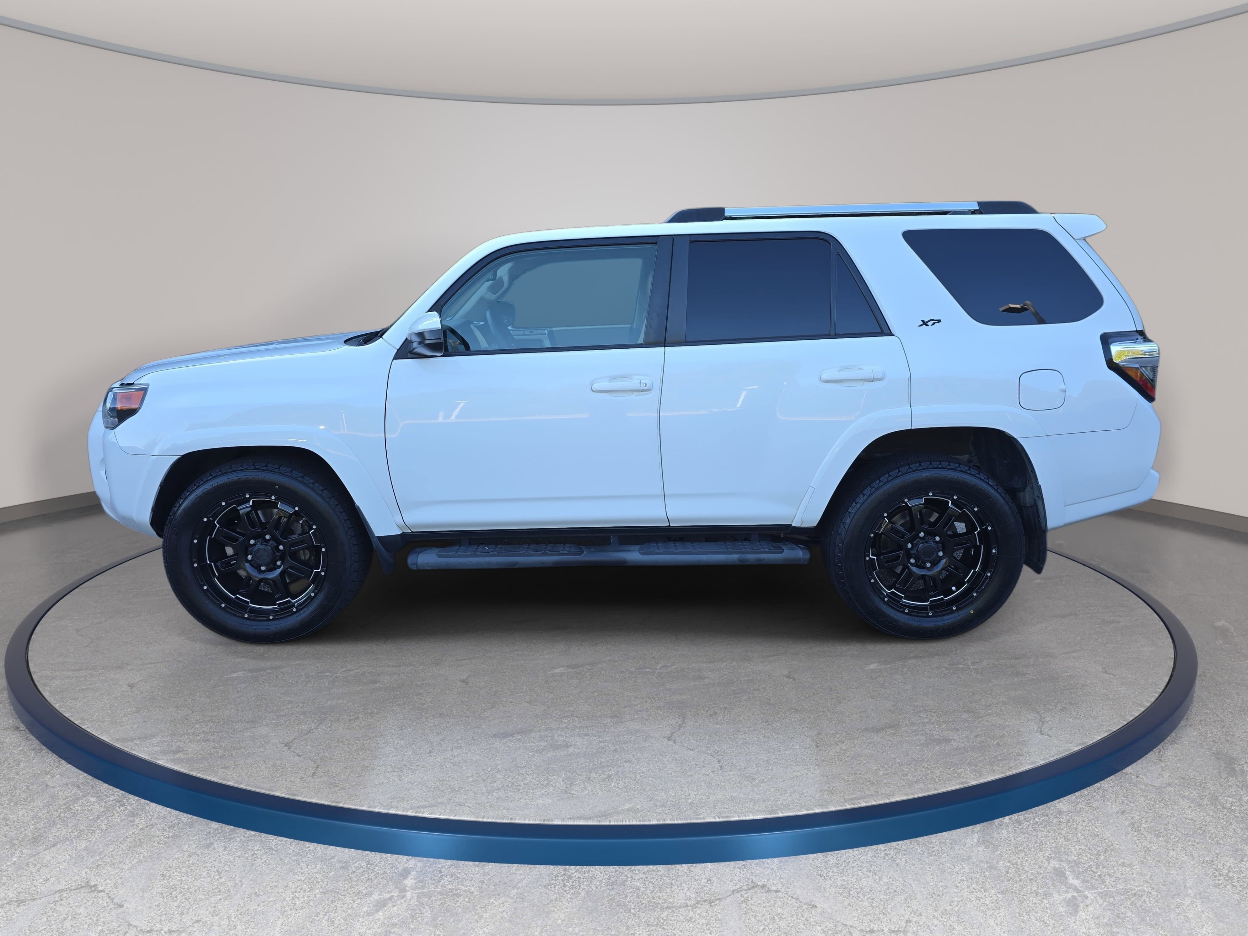 Certified 2020 Toyota 4Runner SR5 RWD image 8