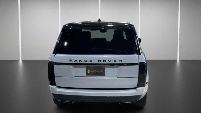 Used 2018 Land Rover Range Rover HSE image 10