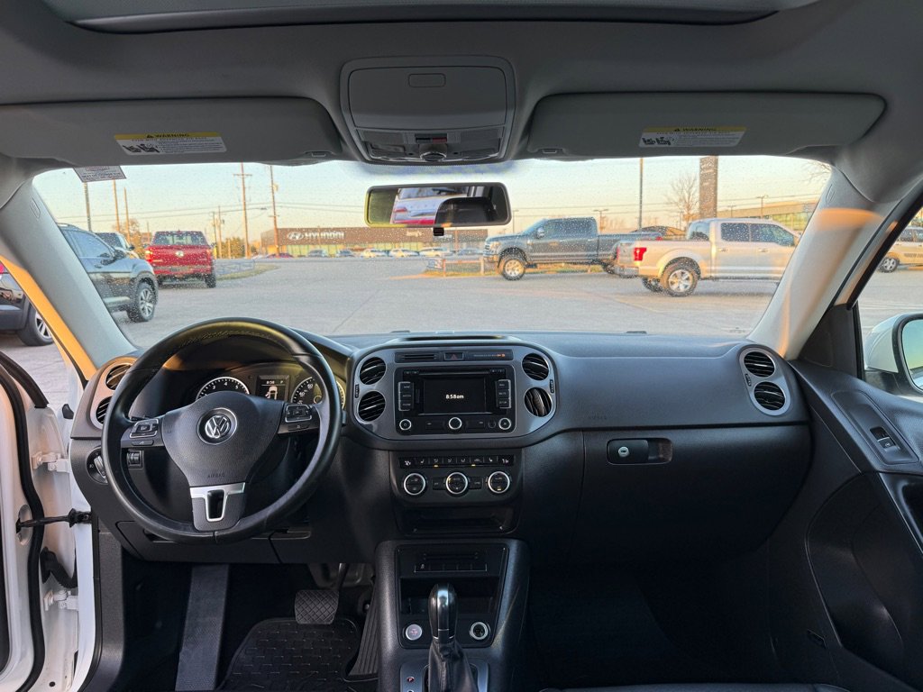 Used 2014 Volkswagen Tiguan SEL FWD image 20