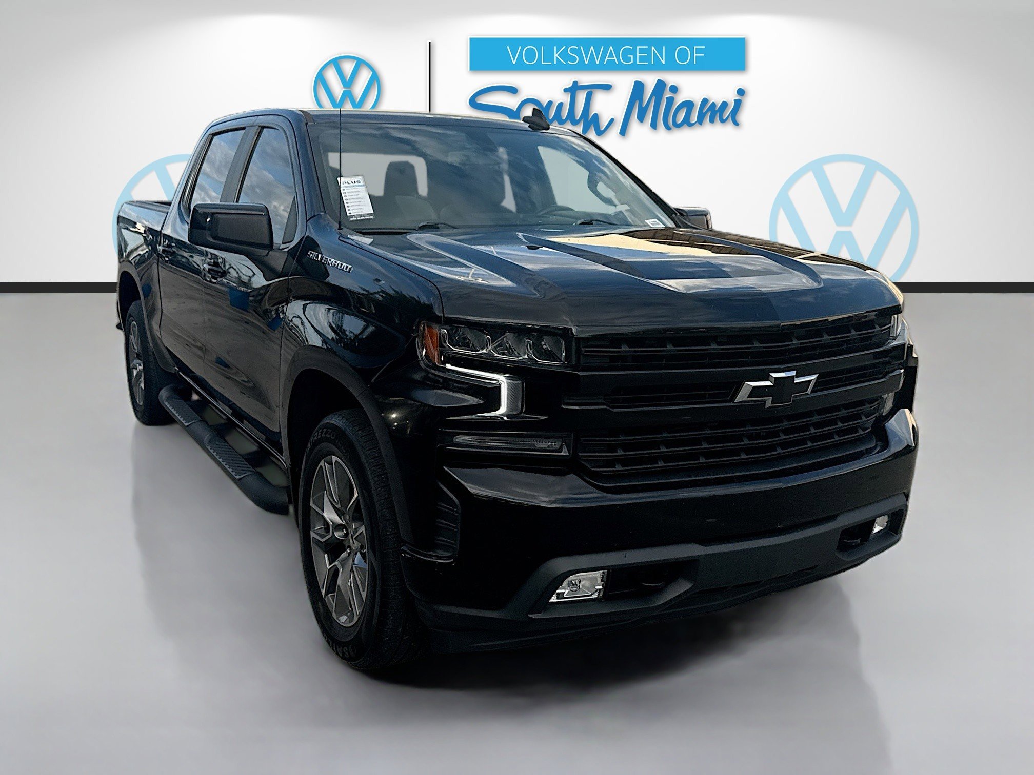Used 2021 Chevrolet Silverado 1500 RST image 1