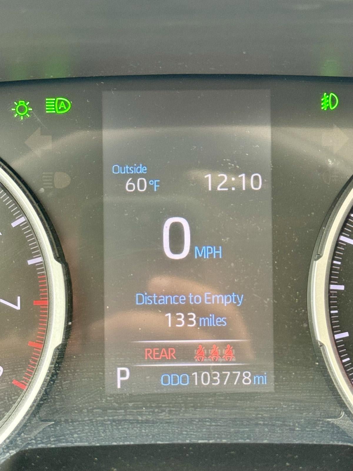 Used 2019 Toyota RAV4 XLE Premium AWD/4WD image 18