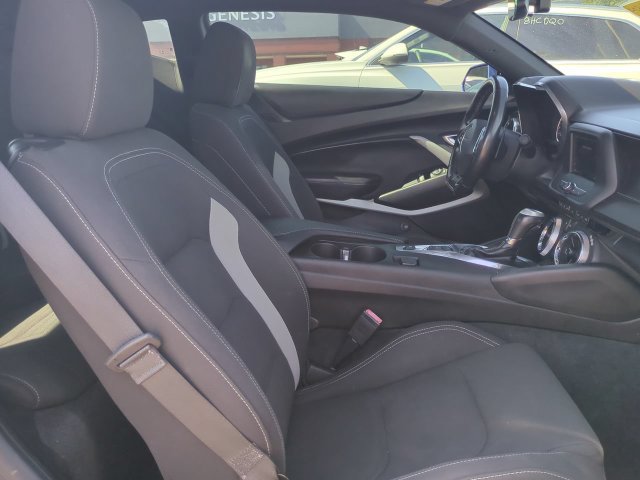 Used 2019 Chevrolet Camaro LT RWD image 13