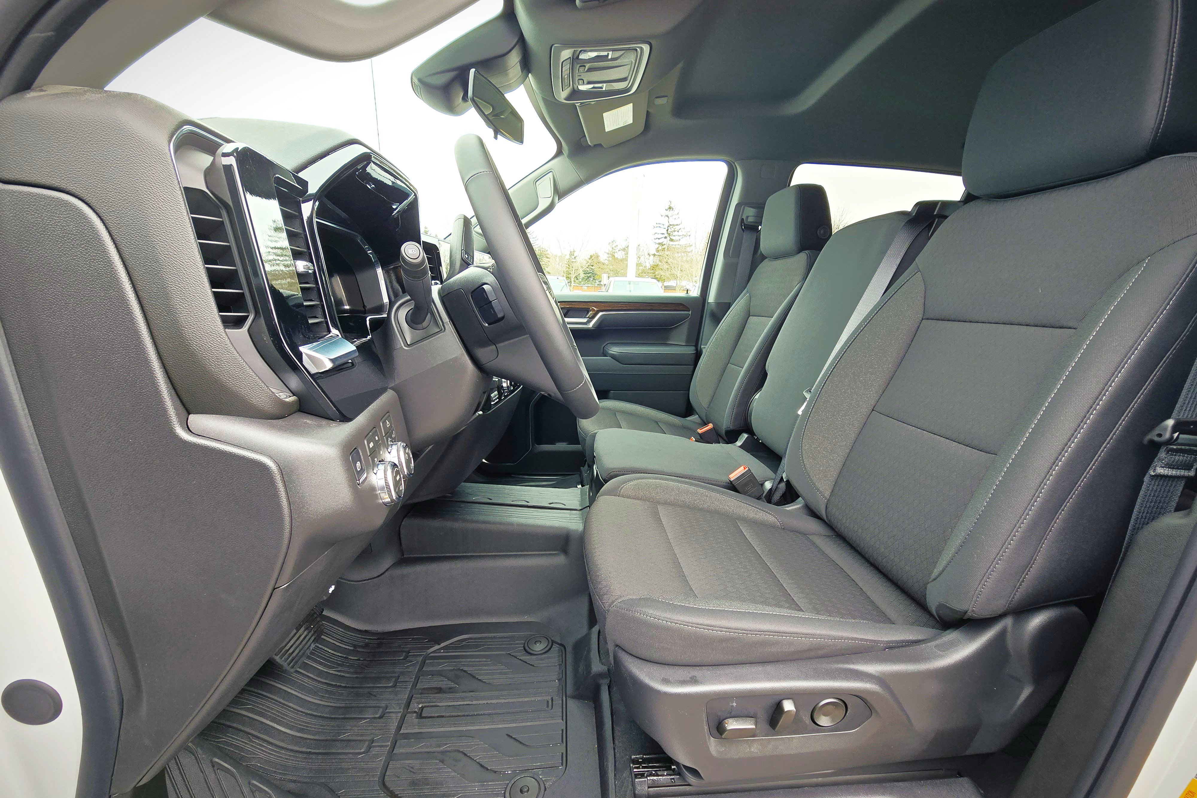 New 2026 GMC Sierra 1500 SLE w/ X31 Off-Road Package image 13