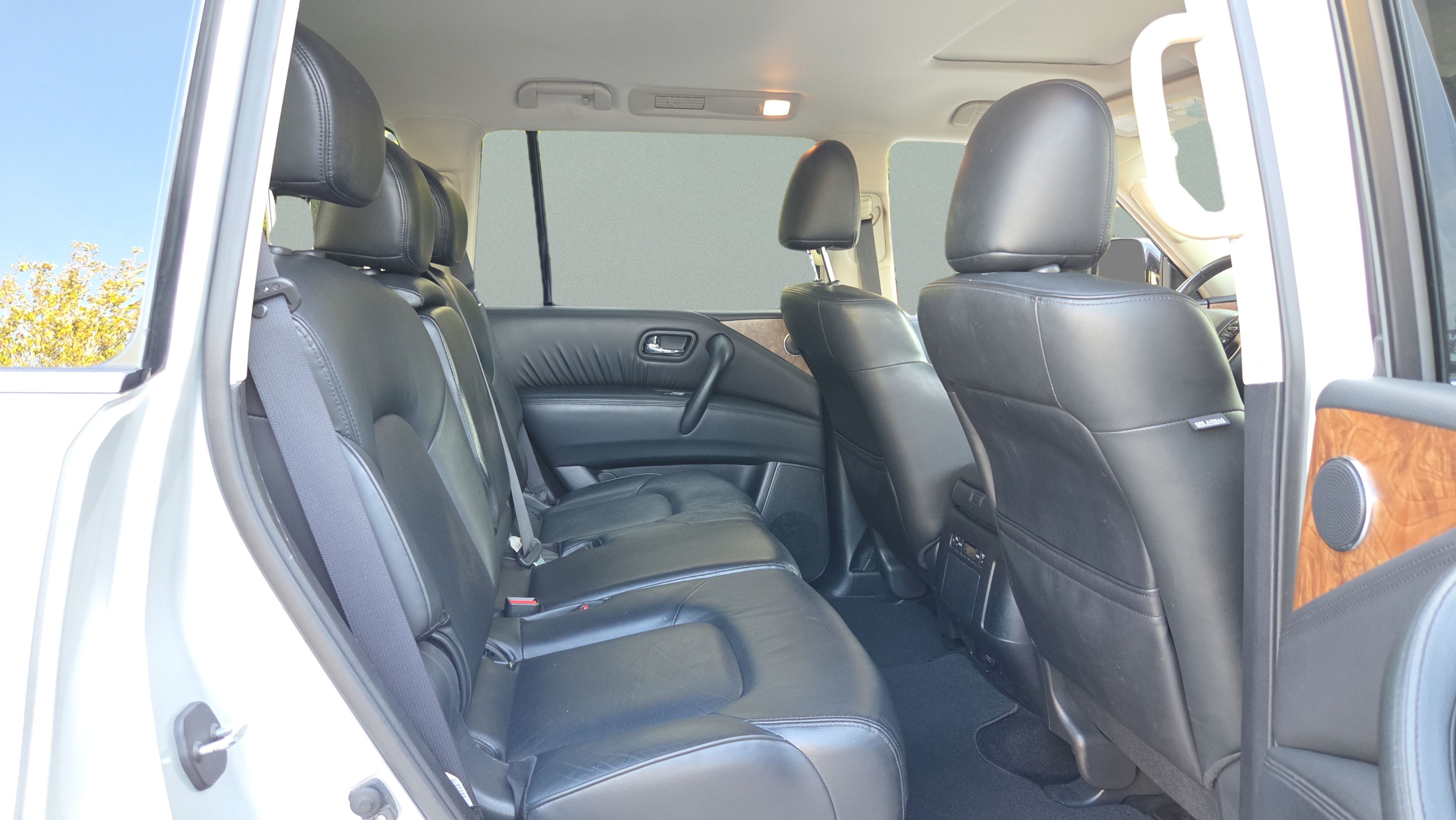 Used 2022 Nissan Armada SL AWD/4WD image 14