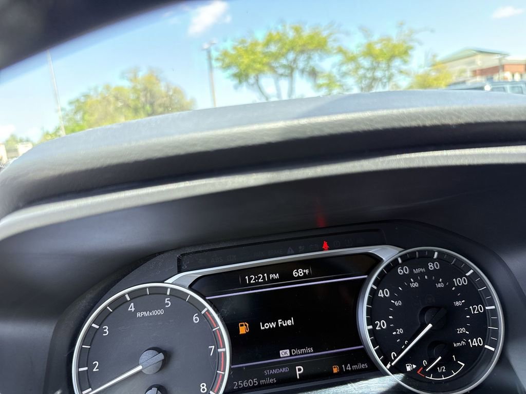 Used 2025 Nissan Rogue SV image 17