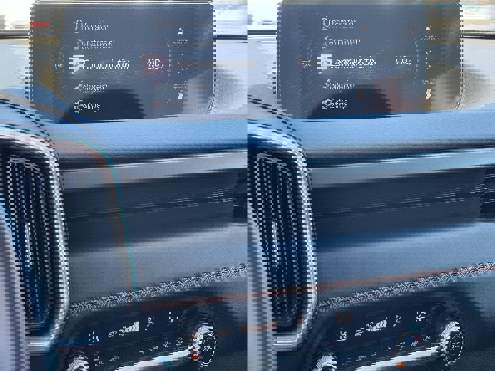 Used 2025 MAZDA CX-50 2.5 Hybrid w/ Premium Plus Pkg image 22