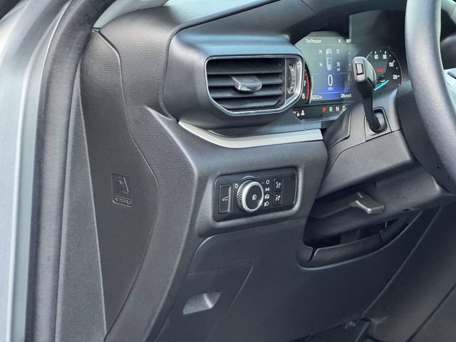 Certified 2023 Ford Explorer XLT w/ Equipment Group 202A AWD/4WD image 32