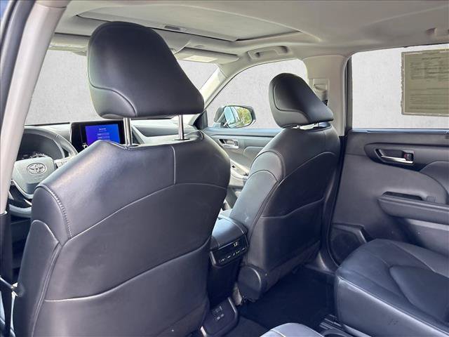 Certified 2026 Toyota Highlander XLE AWD/4WD image 14
