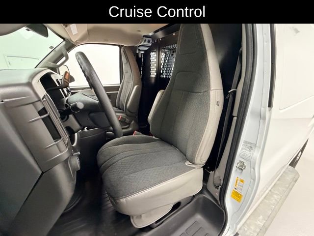 Certified 2023 Chevrolet Express 2500 w/ Driver Convenience Package image 10