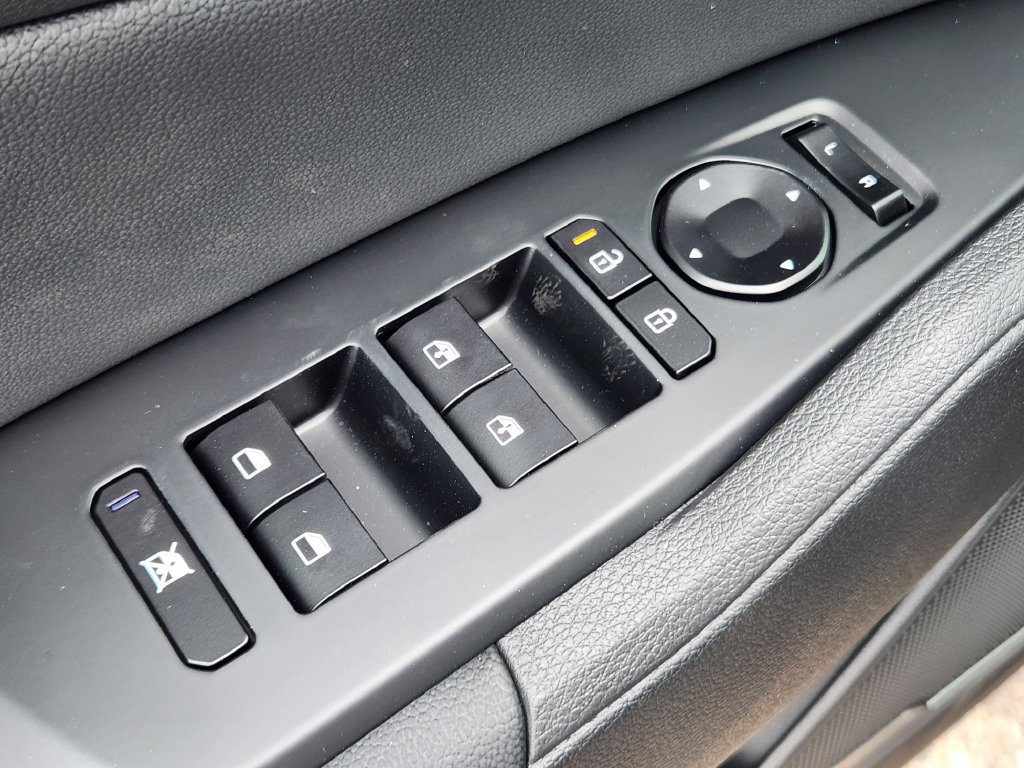 New 2026 Kia Sportage EX AWD/4WD image 9