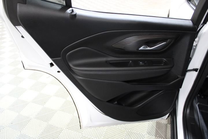 Certified 2022 GMC Terrain SLE w/ Driver Convenience Package image 21