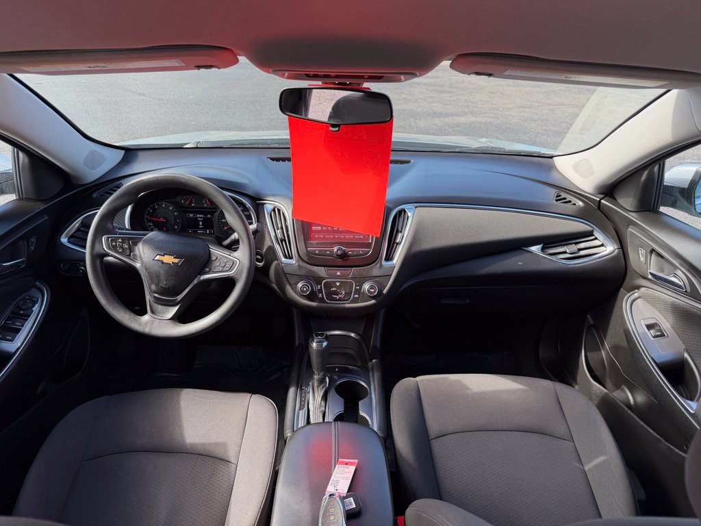 Used 2018 Chevrolet Malibu LT FWD image 21