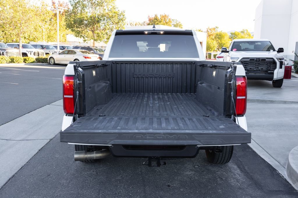 Used 2025 Toyota Tacoma SR5 image 8