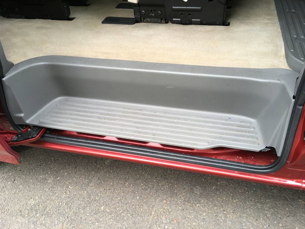 Used 2018 Nissan NV 3500 SL RWD image 32
