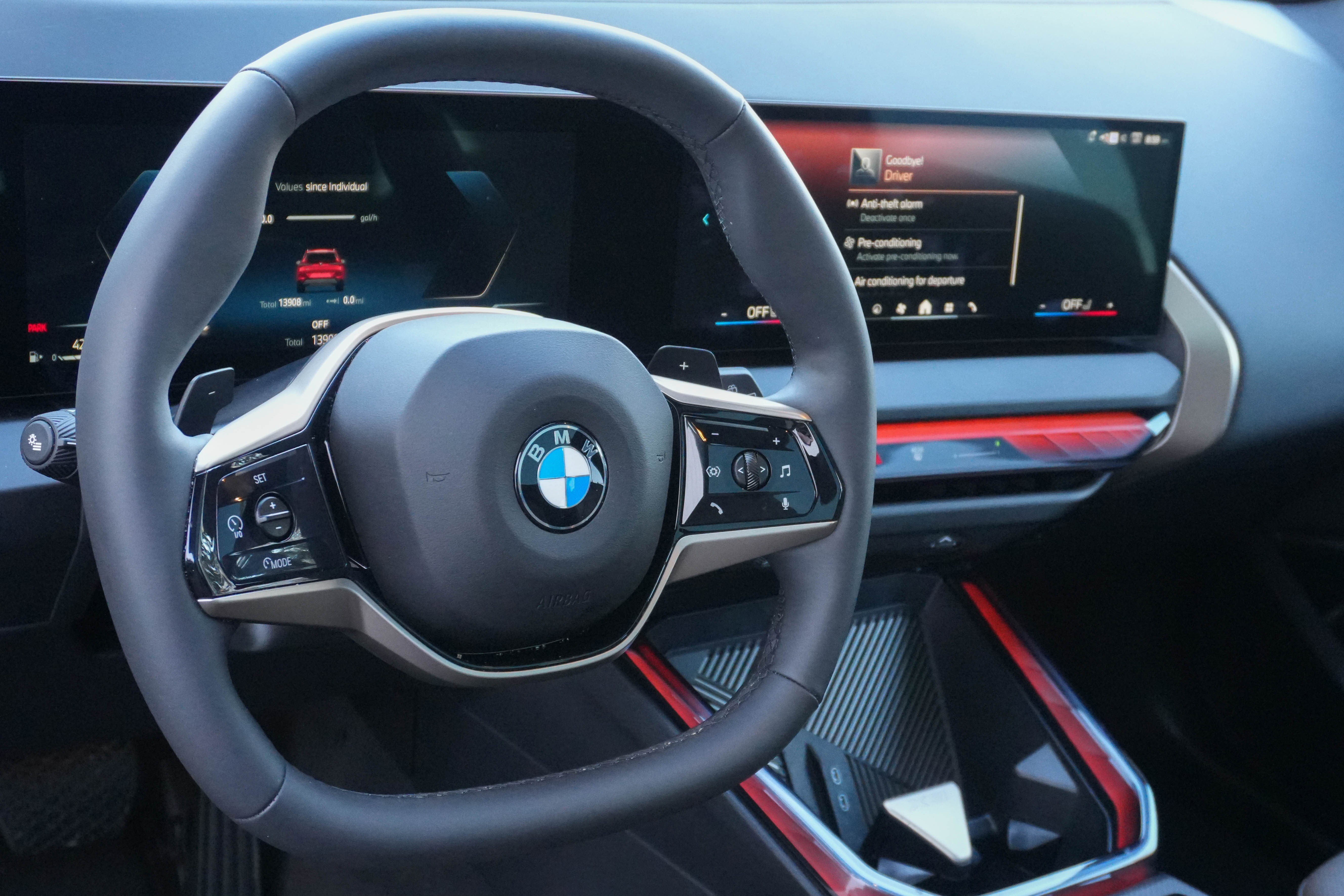 Certified 2025 BMW X3 xDrive30i image 10