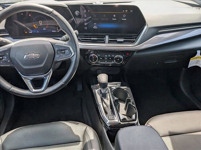 Used 2025 Chevrolet Trax ACTIV FWD image 16