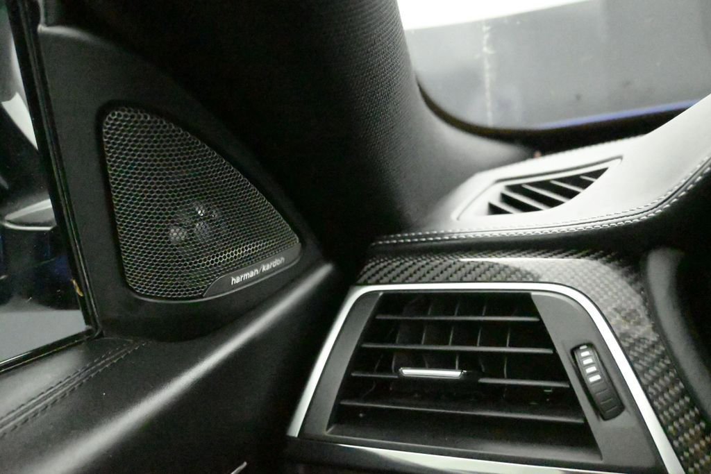 Used 2020 BMW M4 Coupe w/ Competition Package RWD image 18