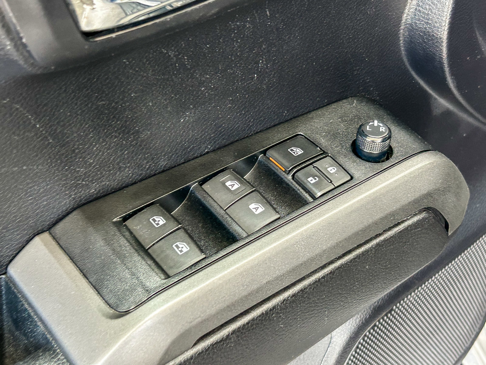 Used 2021 Toyota Tacoma TRD Off-Road w/ Technology Package image 25