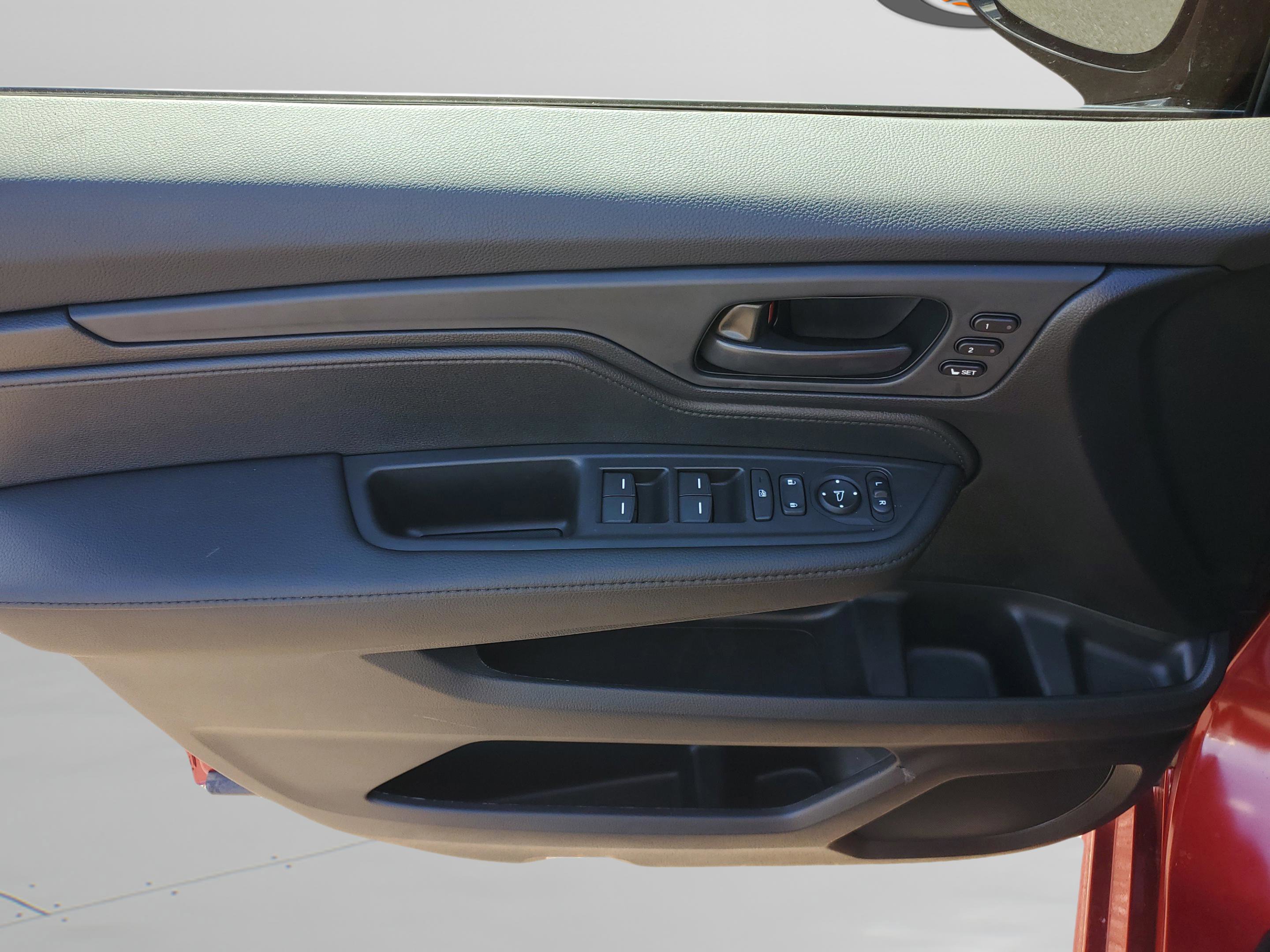 New 2025 Honda Odyssey Sport-L image 19