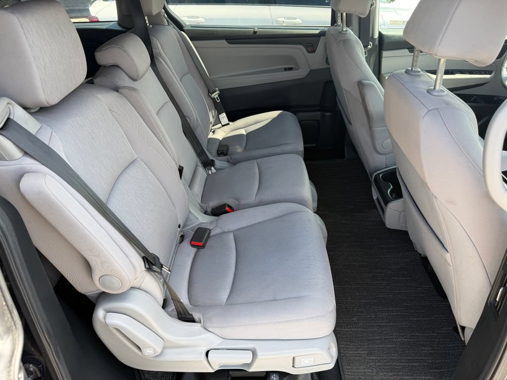 Used 2023 Honda Odyssey EX image 16
