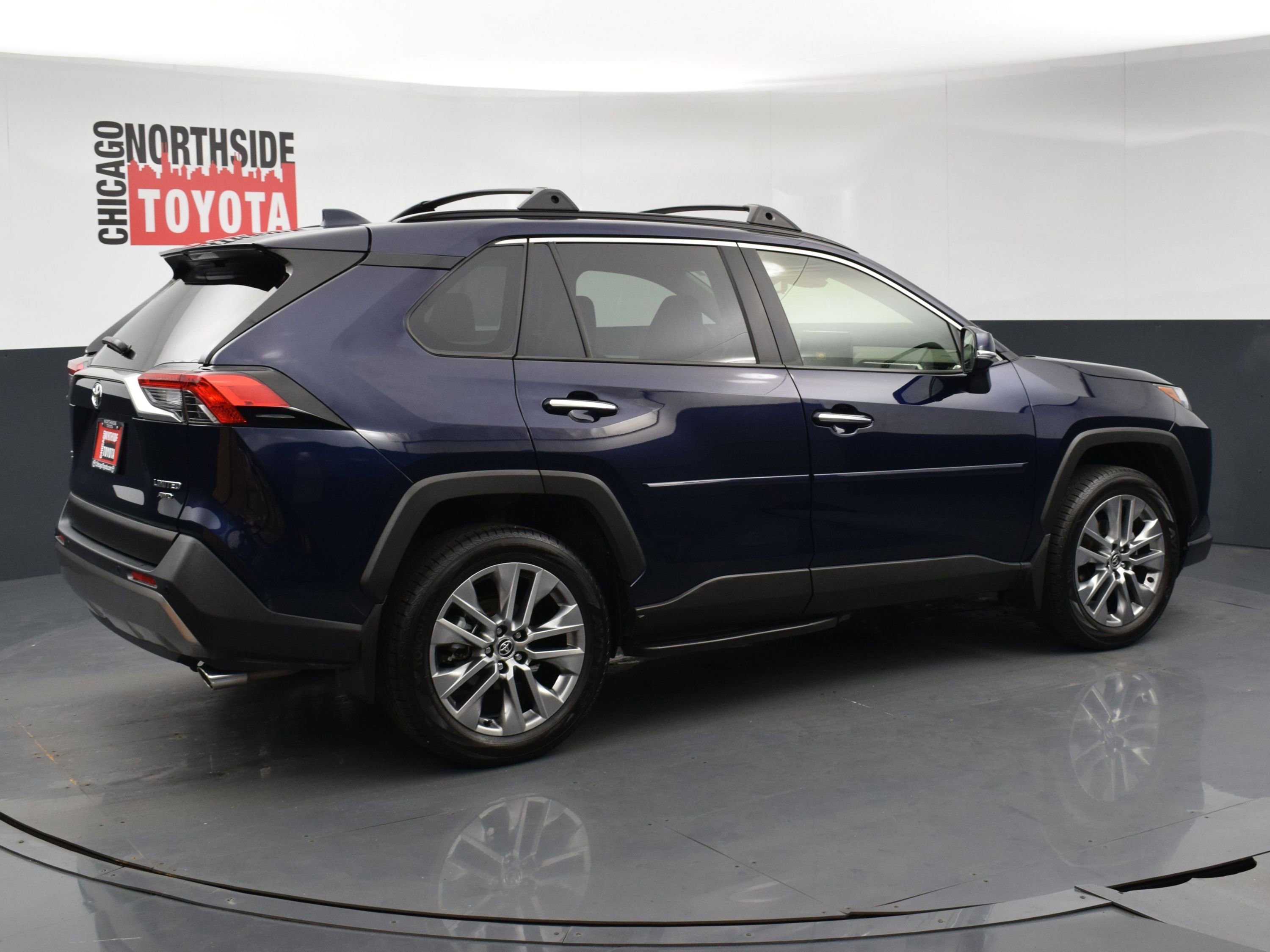 Used 2024 Toyota RAV4 Limited w/ Advanced Technology Package AWD/4WD image 4