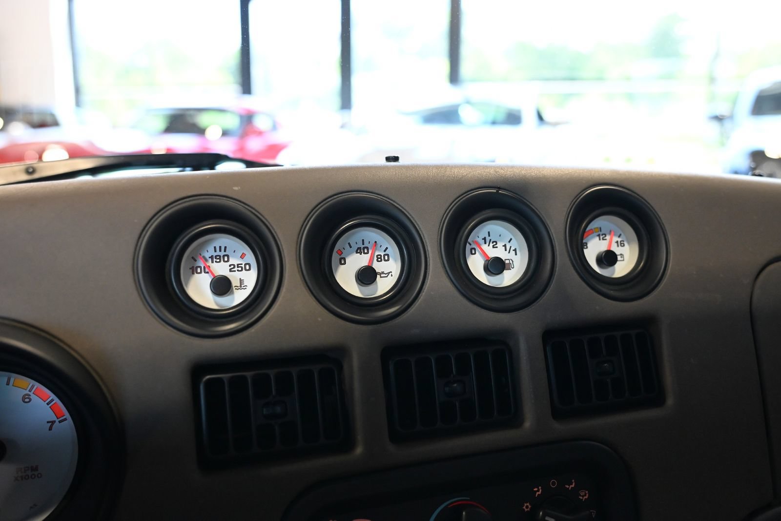 Used 1994 Dodge Viper RT/10 RWD image 32