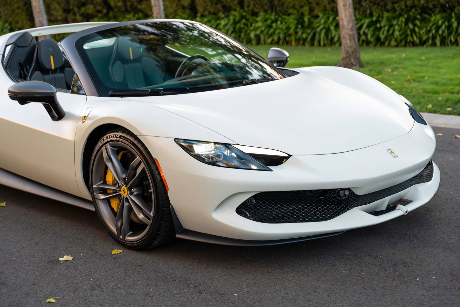 Used 2023 Ferrari 296 GTS Convertible 2D image 46