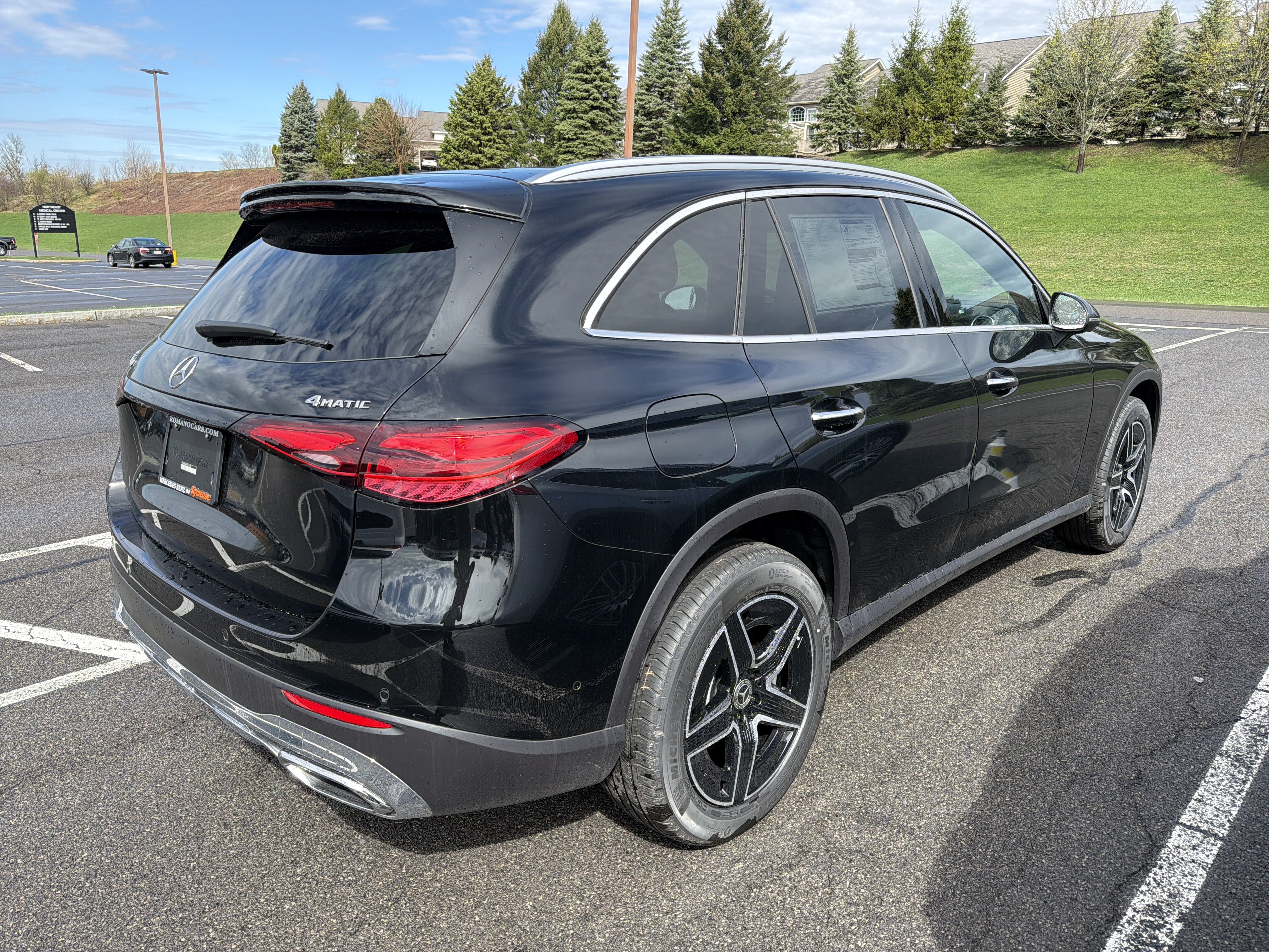 Used 2026 Mercedes-Benz GLC 300 4MATIC image 7