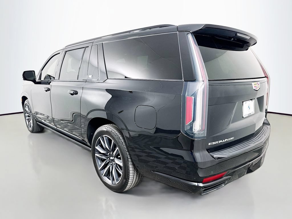 Used 2022 Cadillac Escalade ESV Sport Platinum AWD/4WD image 7