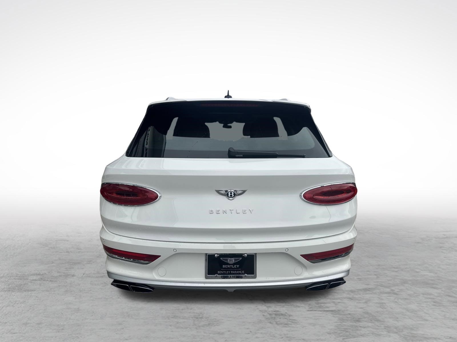 Used 2024 Bentley Bentayga Extended Wheelbase image 8