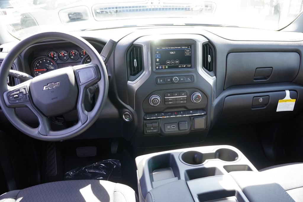 New 2026 Chevrolet Silverado 2500 Custom w/ Custom Value Package AWD/4WD image 12