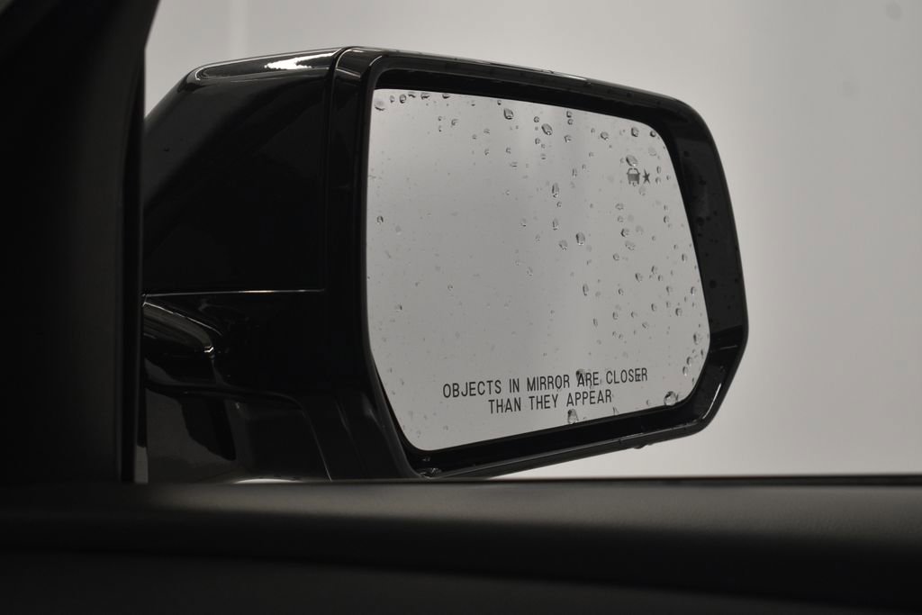 Used 2018 Chevrolet Traverse Premier w/ Redline Edition image 52