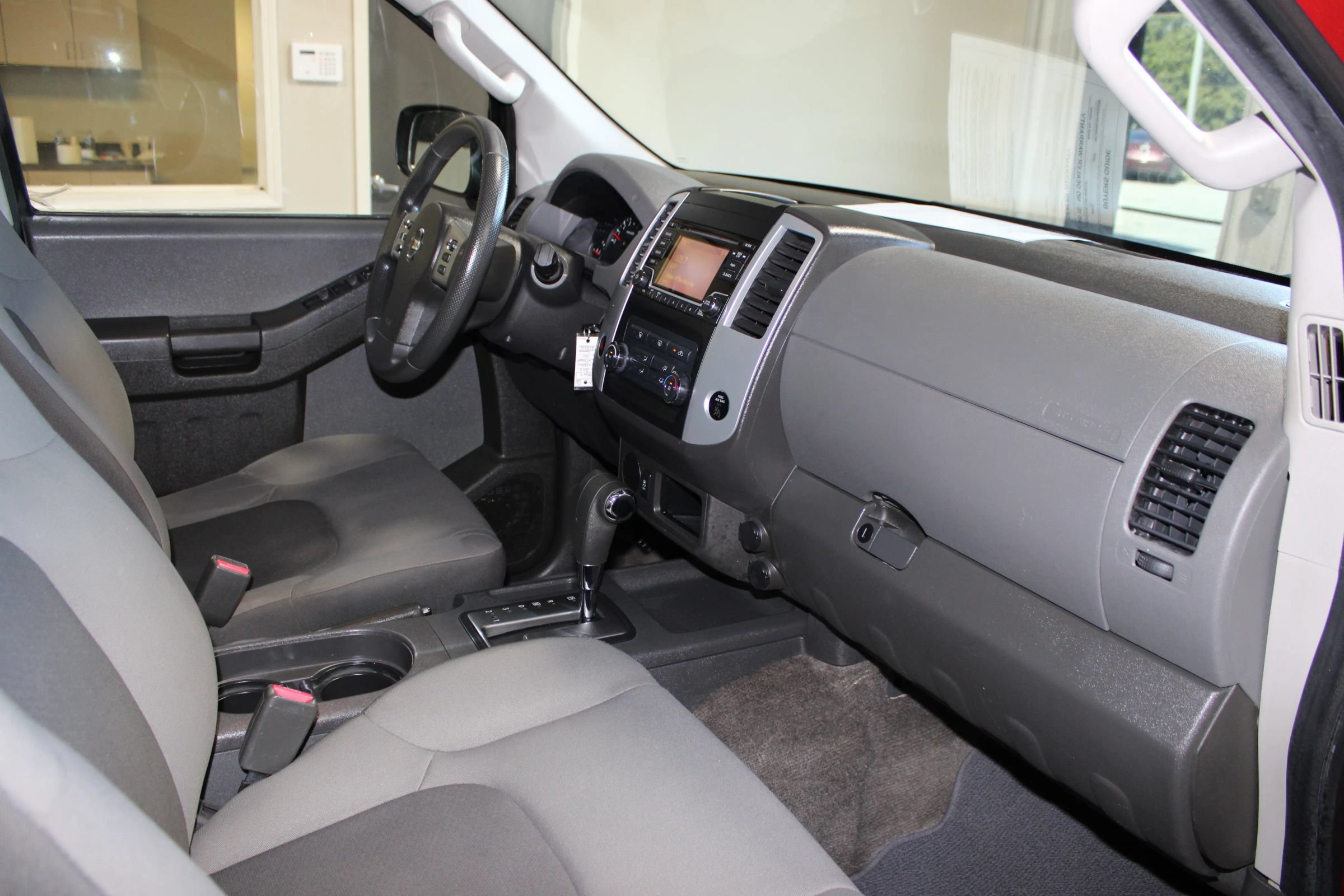 Used 2015 Nissan Xterra S w/ Value Package RWD image 23