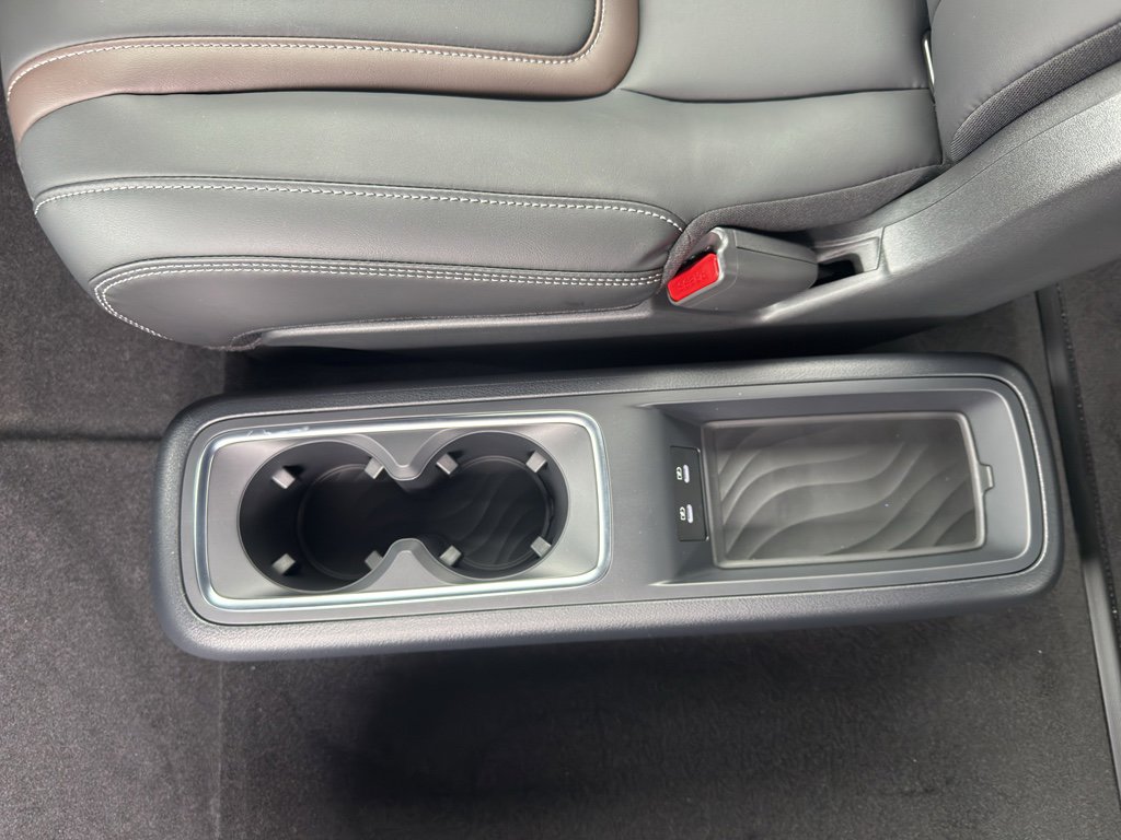 New 2026 Nissan Armada SL w/ Captain's Chari Seat Package image 33