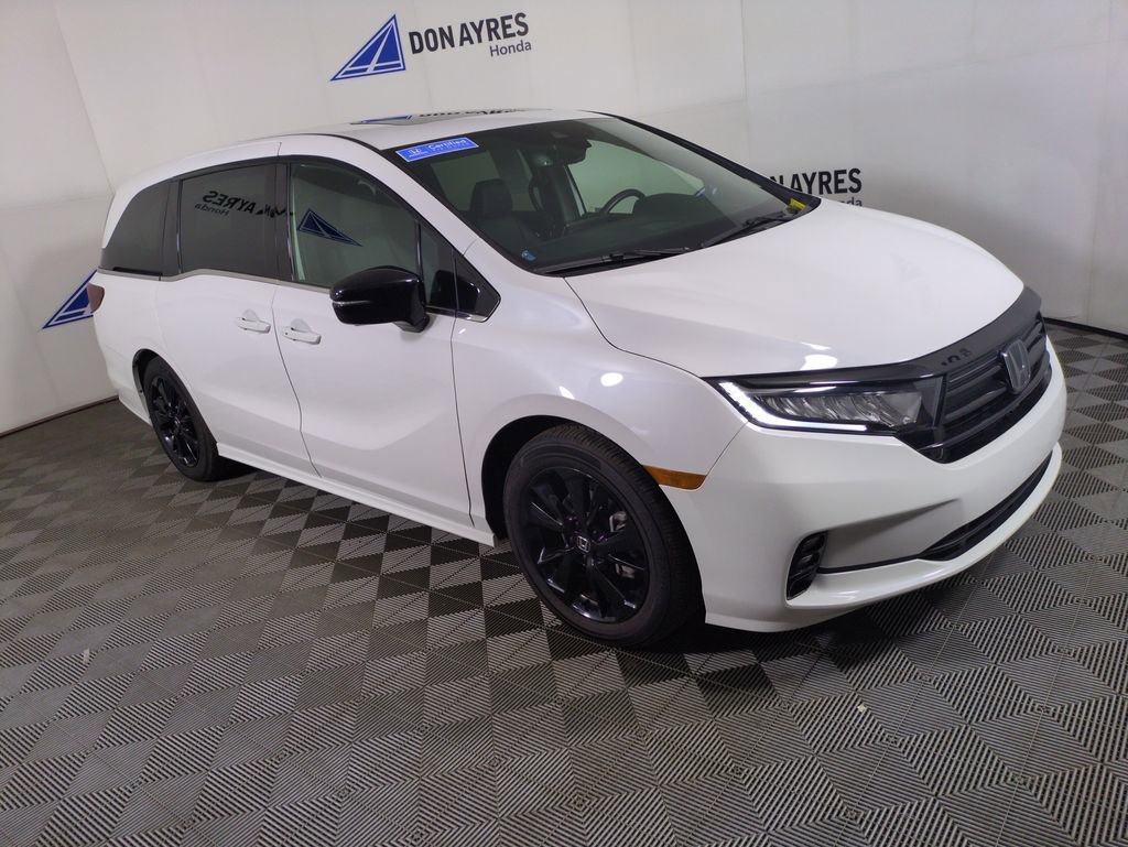 Certified 2024 Honda Odyssey Sport image 11