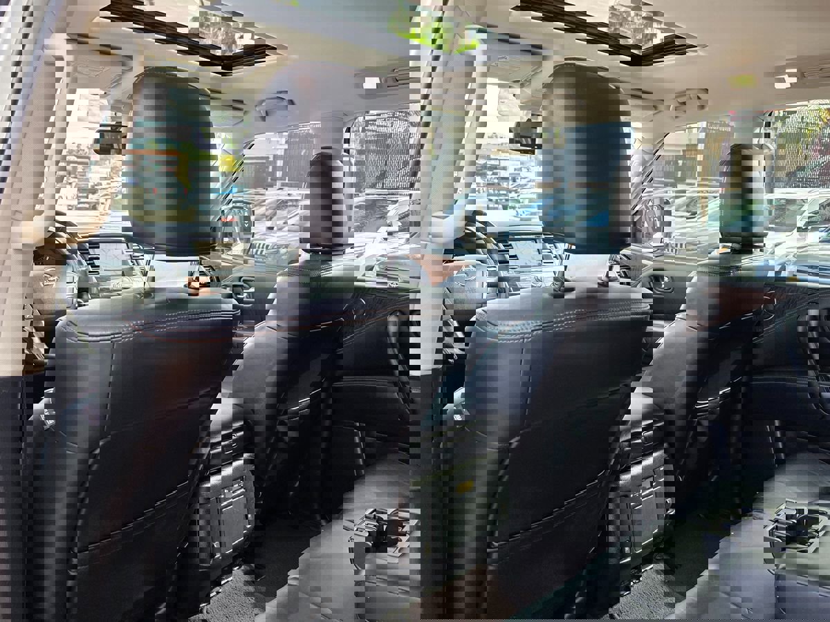 Used 2019 Nissan Armada SL w/ Premium Package image 28