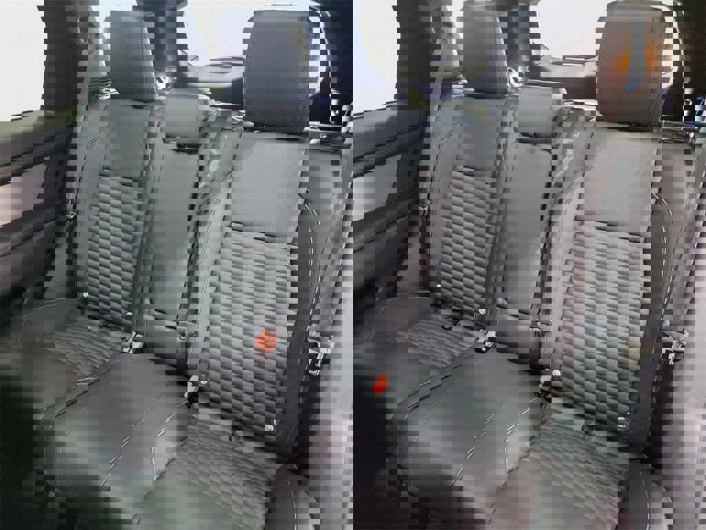 New 2024 Land Rover Discovery Sport Dynamic SE image 22