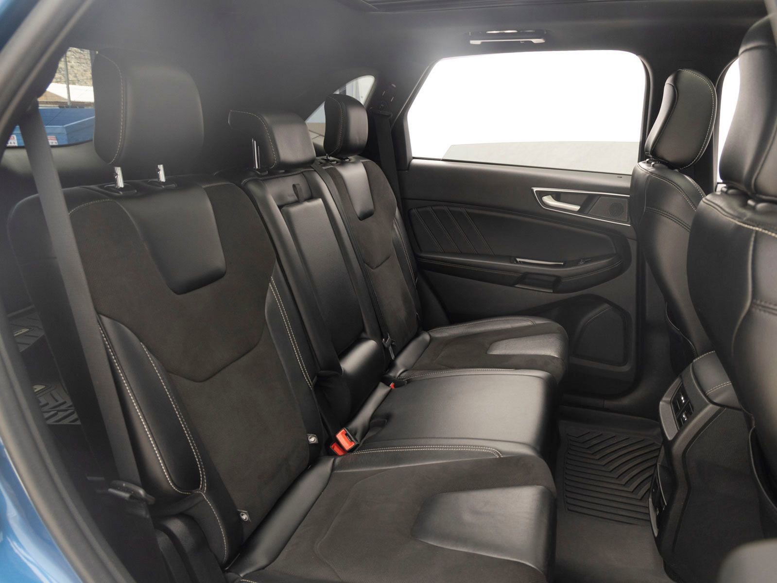 Used 2020 Ford Edge ST w/ Equipment Group 401A image 23