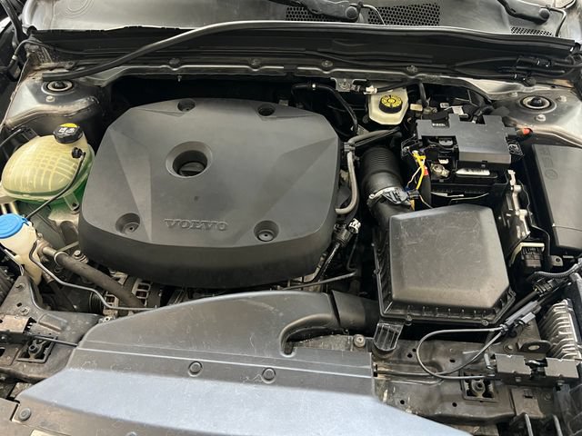 Used 2019 Volvo XC40 T5 Momentum AWD/4WD image 49